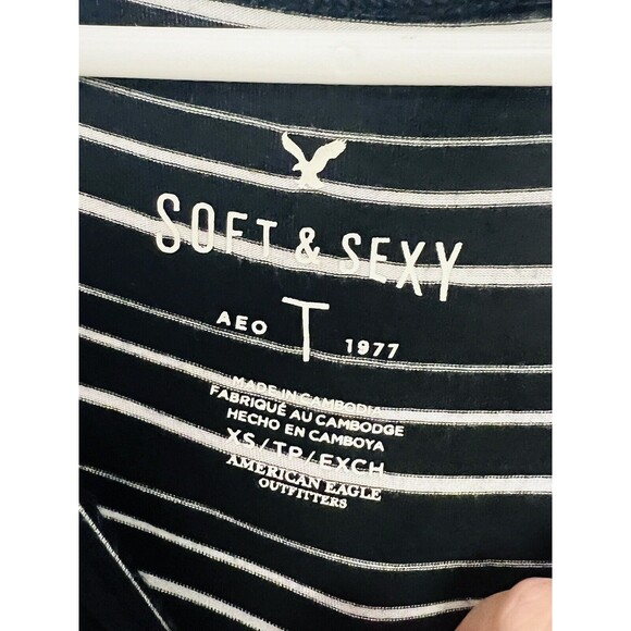 American Eagle Soft and Sexy Black White Striped Long Sleeve Shirt Size XS - Picture 6 of 9